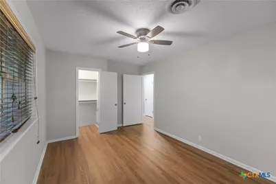 302 Yorkshire Lane, Victoria, TX 77904 - Photo 23