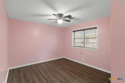302 Yorkshire Lane, Victoria, TX 77904 - Photo 21