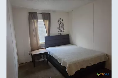 104 W Baltimore Avenue, Seadrift, TX 77983 - Photo 15