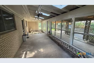 705 East 11th St., Cameron, TX 76520 - Photo 13