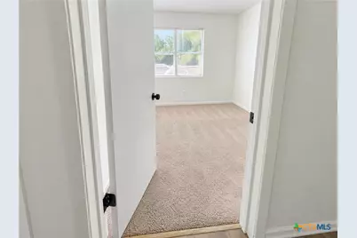 324 W Avenue C, Belton, TX 76513 - Photo 15