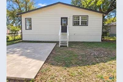 324 W Avenue C, Belton, TX 76513 - Photo 5