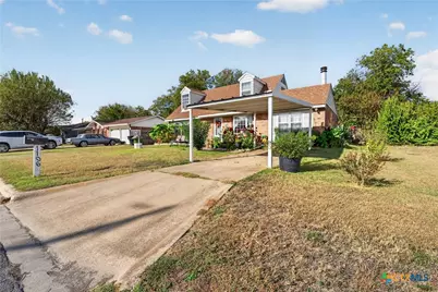 1106 S 38th Street, Temple, TX 76501 - Photo 3