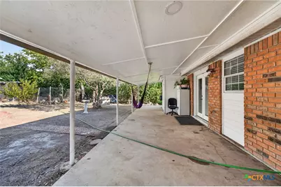 1106 S 38th Street, Temple, TX 76501 - Photo 5
