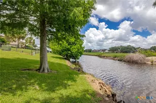 307 Willow Way, Victoria, TX 77904 - Photo 41