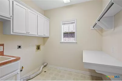 307 Willow Way, Victoria, TX 77904 - Photo 35