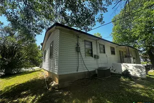 1402 N W S Young Dr, Killeen, TX 76543 - Photo 9