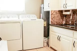 121 Hessler Dr, Hallettsville, TX 77964 - Photo 17