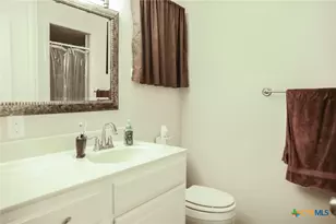 121 Hessler Dr, Hallettsville, TX 77964 - Photo 13