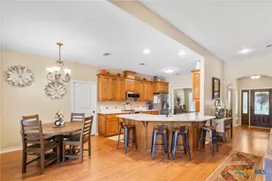 21 Lakeoak, Victoria, TX 77905 - Photo 13