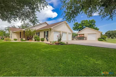 21 Lakeoak, Victoria, TX 77905 - Photo 5