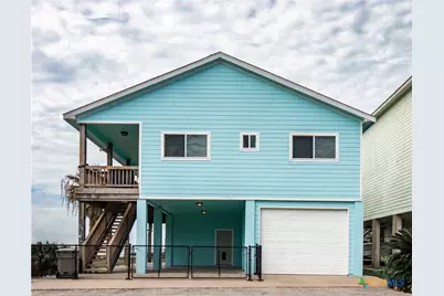 214 E Bay Avenue, Seadrift, TX 77983 - Photo 1