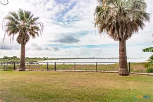 214 E Bay Ave, Seadrift, TX 77983 - Photo 7