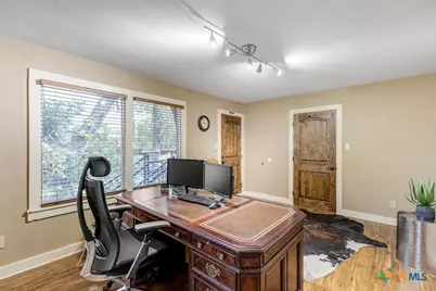 322 Cheatham Street, San Marcos, TX 78666 - Photo 7