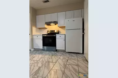 1051 Country Club C-10 Drive #10, Seguin, TX 78155 - Photo 3