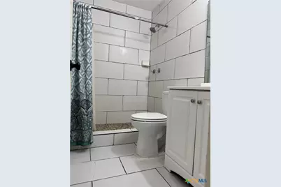 1051 Country Club C-10 Drive #10, Seguin, TX 78155 - Photo 7