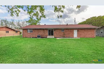 273 Meadow Avenue, New Braunfels, TX 78130 - Photo 23