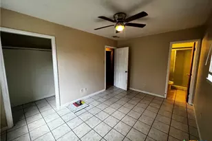 1004 Hillyer St, San Marcos, TX 78666 - Photo 11