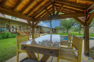 285 Rangeland Rd, Seguin, TX 78155 - Photo 9