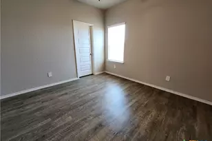 1137 Gracie Wy, New Braunfels, TX 78130 - Photo 11