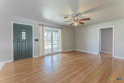 1020 N 15th Street, Temple, TX 76501 - Photo 5
