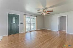 1020 N 15th St, Temple, TX 76501 - Photo 5