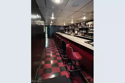 988 W Bowery Street, Akron, OH 44307 - Photo 3