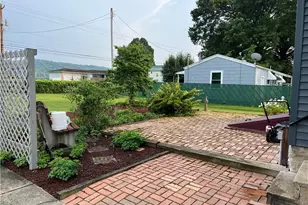 911 Grandview Ave, New Matamoras, OH 45767 - Photo 5