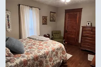 911 Grandview Avenue, New Matamoras, OH 45767 - Photo 27