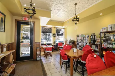 250, 250 1/2, 252, 252 1/ Front, Marietta, OH 45750 - Photo 7