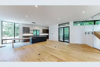 1979 E 126th Street, Loveland, OH 44106 - Photo 7