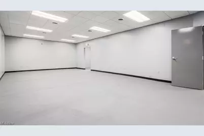 1101 Woodlawn, Cambridge, OH 43725 - Photo 9