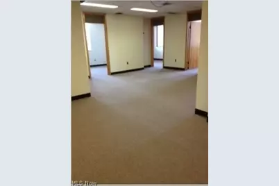 2223 Fulton Road NW, Canton, OH 44709 - Photo 9