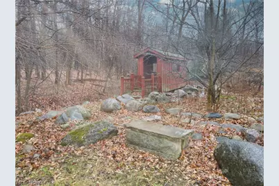 17892 Chillicothe Road, Chagrin Falls, OH 44023 - Photo 19