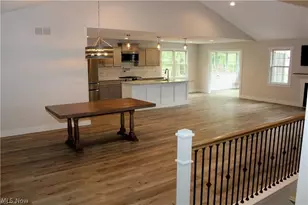 246 Lucretia Ln, Columbiana, OH 44408 - Photo 5