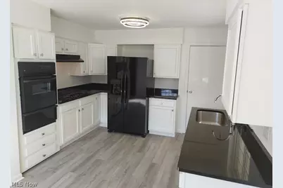 204 Pico Street, Steubenville, OH 43952 - Photo 5