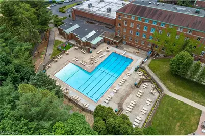 Stoneywood Circle NW, Canton, OH 44718 - Photo 7