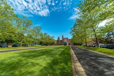 Armandale Avenue NW, Canton, OH 44718 - Photo 5