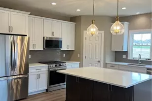 8701 Harvest Glenn Trail, Poland, OH 44514 - Photo 5