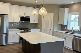 8713 Harvest Glenn Trl, Poland, OH 44514 - Photo 3