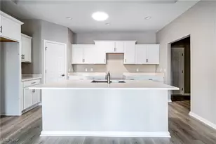 9264 Sharrott Rd, Poland, OH 44514 - Photo 19