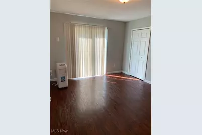 326/328 Abbe Road, Sheffield Lake, OH 44054 - Photo 3