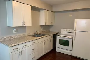 326/328 Abbe Rd, Sheffield Lake, OH 44054 - Photo 9