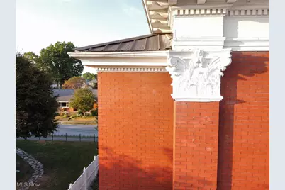 136 E Walnut Street, Barnesville, OH 43713 - Photo 5