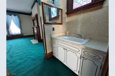 136 E Walnut Street, Barnesville, OH 43713 - Photo 37