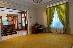 136 E Walnut St, Barnesville, OH 43713 - Photo 13