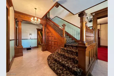 136 E Walnut Street, Barnesville, OH 43713 - Photo 9