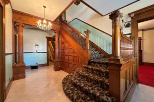 136 E Walnut St, Barnesville, OH 43713 - Photo 9