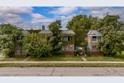 884 Parkwood Drive, Loveland, OH 44108 - Photo 1