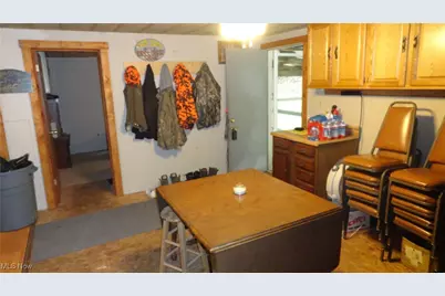 956 Hog Run Road, New Martinsville, WV 26155 - Photo 5
